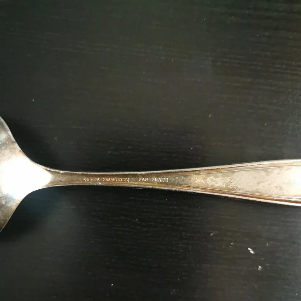 VTG‎ Oneida Community Par Plate Soup Spoon Silverplate Flatware 4.75